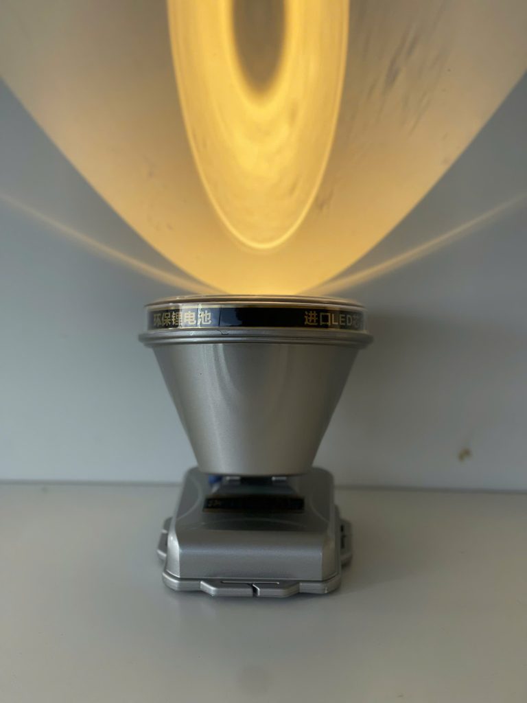 Đèn soi ếch pin liền mã đèn A1 thiết kế chóa 10cm , thân vỏ nhựa ABS , 3 pin 18650